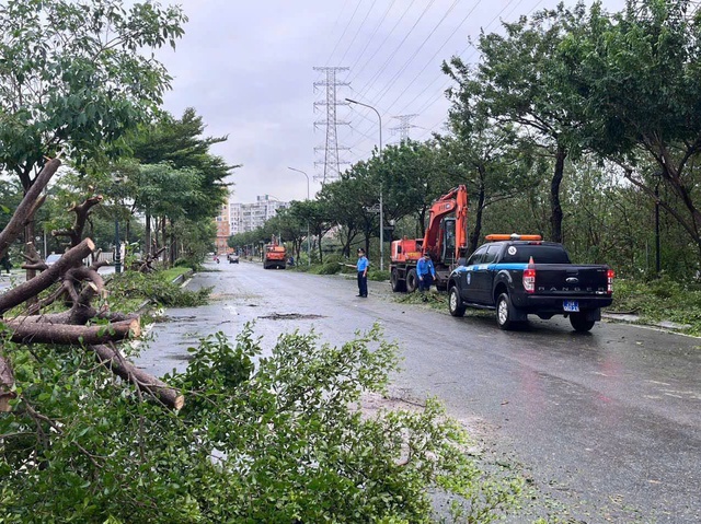 Hà Nội: Vận tải công cộng sẽ hoạt động trở lại từ đầu giờ chiều nay- Ảnh 3.