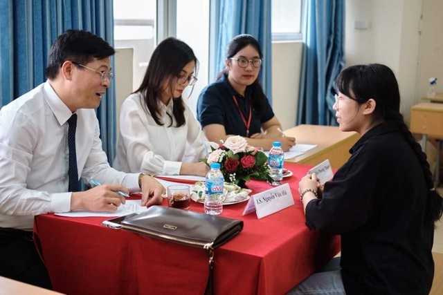 Hà Nội tuyên truyền, phổ biến pháp luật cho người lao động - Ảnh 1.