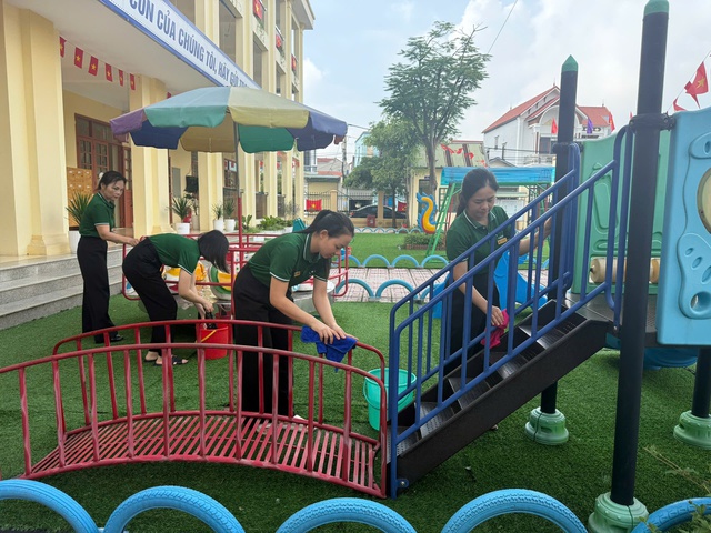 Chủ động vệ sinh môi trường, phòng chống dịch bệnh mùa bão- Ảnh 1.