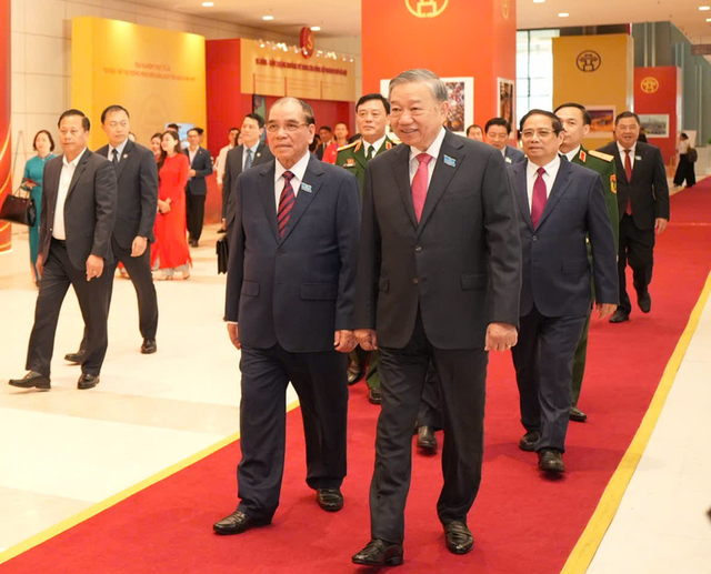 Tổng Bí thư Tô Lâm đến dự Đại hội Đại biểu Đảng bộ TP. Hà Nội lần thứ XVIII- Ảnh 2. Tổng Bí thư Tô Lâm đến dự Đại hội Đại biểu Đảng bộ TP. Hà Nội lần thứ XVIII- Ảnh 2.
