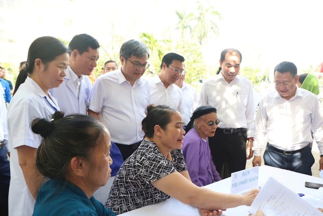 Y tế Thủ đô, chuyển mình khẳng định vị thế trong giai đoạn mới- Ảnh 1. Y tế Thủ đô, chuyển mình khẳng định vị thế trong giai đoạn mới- Ảnh 1.
