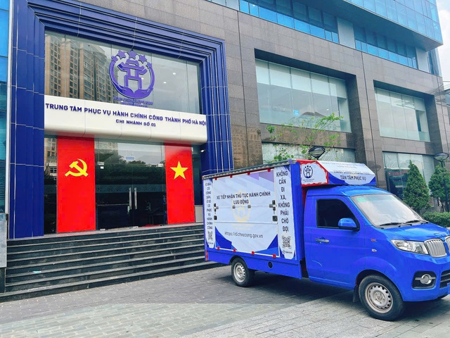 Chuyến xe 'Dịch vụ công lưu động' tiếp tục đến với xã Tả Thanh Oai- Ảnh 1. Chuyến xe 'Dịch vụ công lưu động' tiếp tục đến với xã Tả Thanh Oai- Ảnh 1.