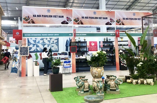 Hà Nội tham gia Hội chợ quốc tế Lifestyle Vietnam 2025- Ảnh 2. Hà Nội tham gia Hội chợ quốc tế Lifestyle Vietnam 2025- Ảnh 2.