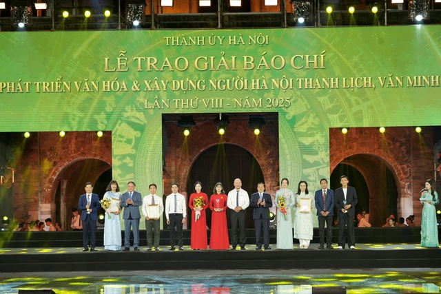 Lan tỏa giá trị nhân văn, góp phần làm rạng danh văn hóa Thăng Long - Hà Nội- Ảnh 2. Lan tỏa giá trị nhân văn, góp phần làm rạng danh văn hóa Thăng Long - Hà Nội- Ảnh 2.