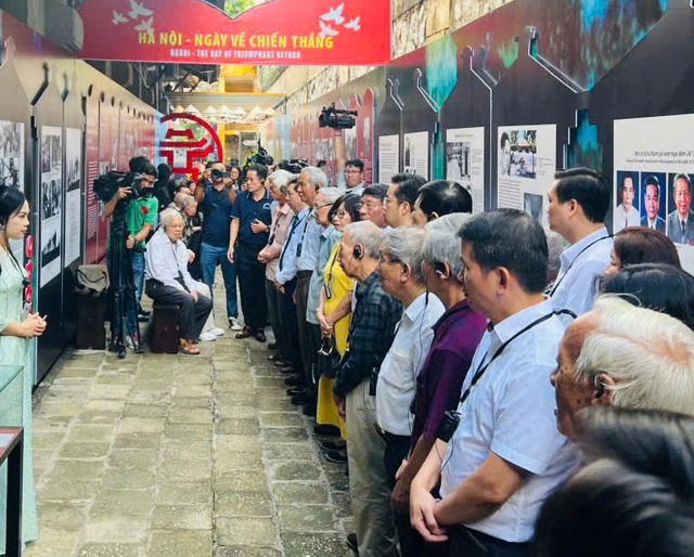 Trưng bày chuyên đề ‘Vang mãi khúc khải hoàn’- tái hiện lịch sử hào hùng Thủ đô - Ảnh 1. Trưng bày chuyên đề ‘Vang mãi khúc khải hoàn’- tái hiện lịch sử hào hùng Thủ đô - Ảnh 1.