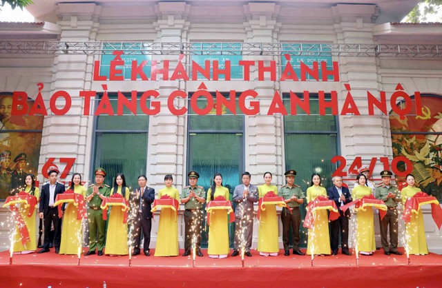 Khánh thành dự án cải tạo, nâng cấp Bảo tàng Công an Hà Nội- Ảnh 1. Khánh thành dự án cải tạo, nâng cấp Bảo tàng Công an Hà Nội- Ảnh 1.