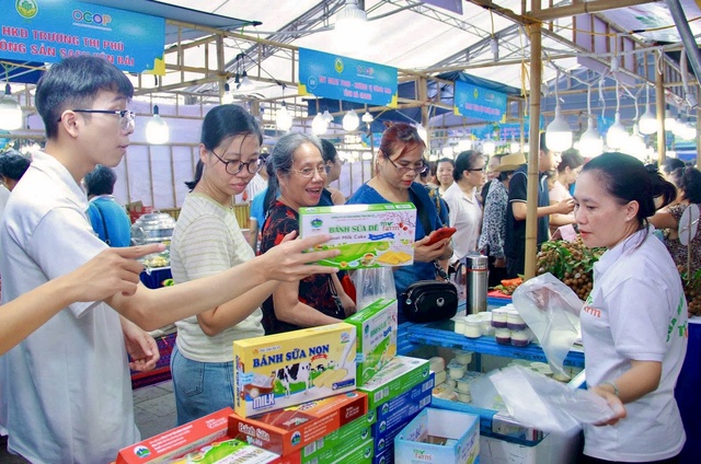Tăng tốc phát triển chương trình OCOP và du lịch nông thôn bền vững- Ảnh 3. Tăng tốc phát triển chương trình OCOP và du lịch nông thôn bền vững- Ảnh 3.