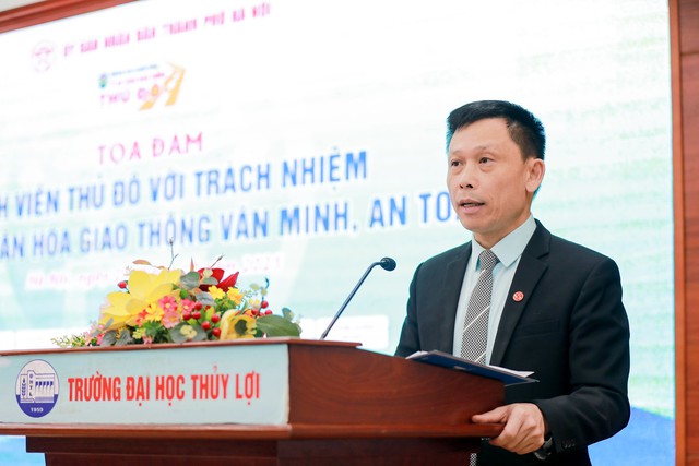 Sinh viên Thủ đô với sứ mệnh xây dựng văn hoá giao thông văn minh, an toàn- Ảnh 1. Sinh viên Thủ đô với sứ mệnh xây dựng văn hoá giao thông văn minh, an toàn- Ảnh 1.