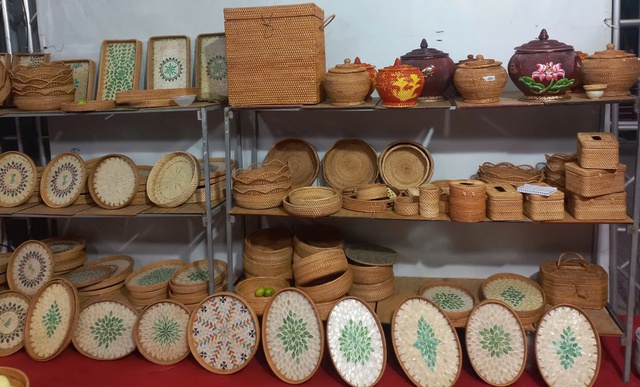 Festival bảo tồn và phát triển làng nghề quốc tế: Khẳng định vị thế – Nâng tầm thương hiệu tinh hoa Việt- Ảnh 1. Festival bảo tồn và phát triển làng nghề quốc tế: Khẳng định vị thế – Nâng tầm thương hiệu tinh hoa Việt- Ảnh 1.