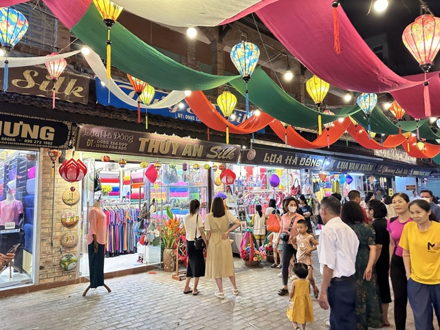 Hình thành các Trung tâm công nghiệp văn hóa: Động lực mới cho sáng tạo - Ảnh 1. Hình thành các Trung tâm công nghiệp văn hóa: Động lực mới cho sáng tạo - Ảnh 1.
