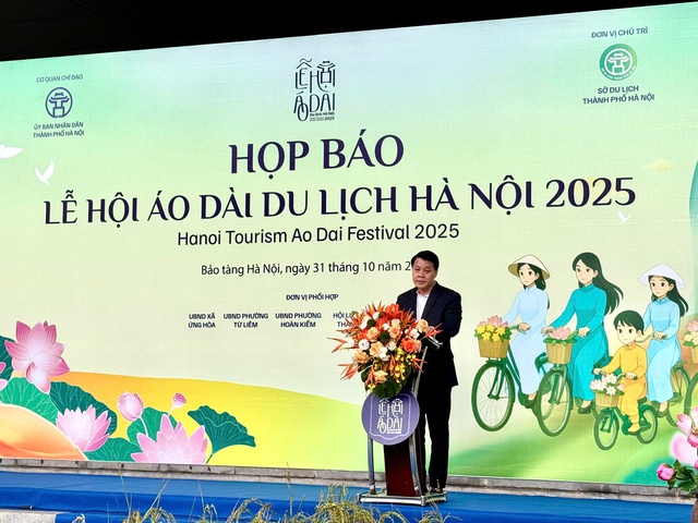 Lễ hội Áo dài Du lịch Hà Nội 2025: Tôn vinh di sản, quảng bá du lịch Thủ đô- Ảnh 1. Lễ hội Áo dài Du lịch Hà Nội 2025: Tôn vinh di sản, quảng bá du lịch Thủ đô- Ảnh 1.