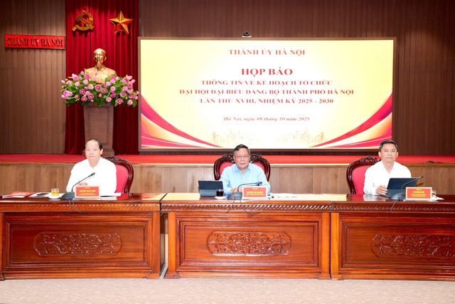 Hà Nội: Ứng dụng công nghệ hiện đại trong tổ chức Đại hội Đảng bộ lần thứ XVIII- Ảnh 1. Hà Nội: Ứng dụng công nghệ hiện đại trong tổ chức Đại hội Đảng bộ lần thứ XVIII- Ảnh 1.