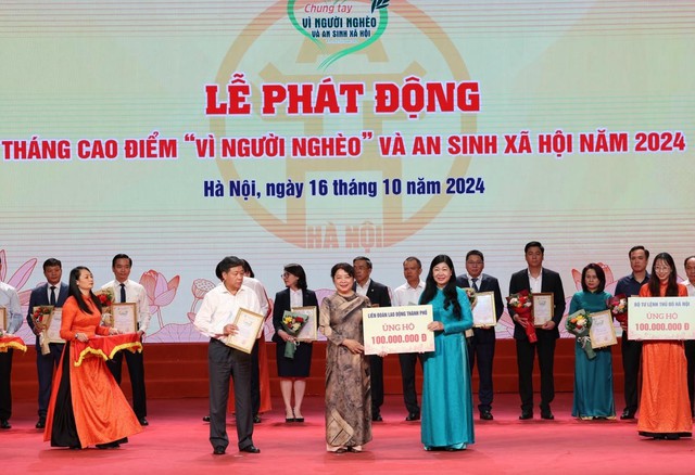 Hà Nội triển khai Tháng cao điểm 'Vì người nghèo' năm 2025- Ảnh 1. Hà Nội triển khai Tháng cao điểm 'Vì người nghèo' năm 2025- Ảnh 1.