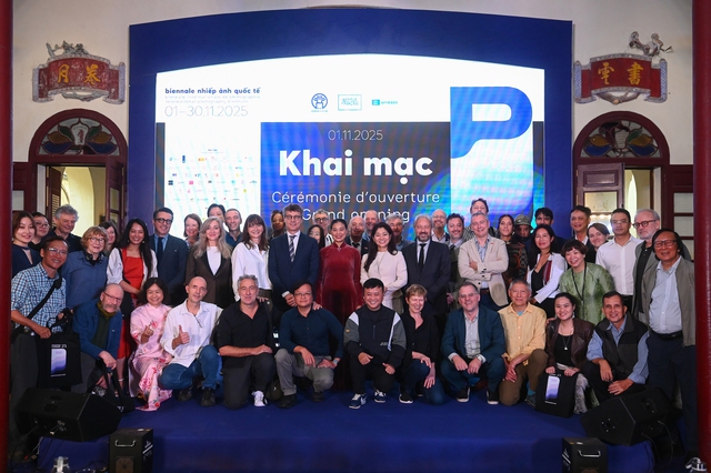 Photo Hanoi’25- Khi nhiếp ảnh trở thành nhịp cầu văn hóa- Ảnh 2. Photo Hanoi’25- Khi nhiếp ảnh trở thành nhịp cầu văn hóa- Ảnh 2.