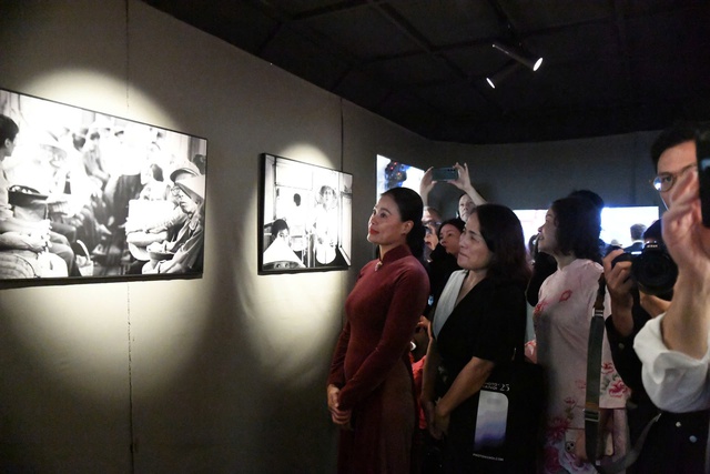 Photo Hanoi’25- Khi nhiếp ảnh trở thành nhịp cầu văn hóa- Ảnh 3. Photo Hanoi’25- Khi nhiếp ảnh trở thành nhịp cầu văn hóa- Ảnh 3.