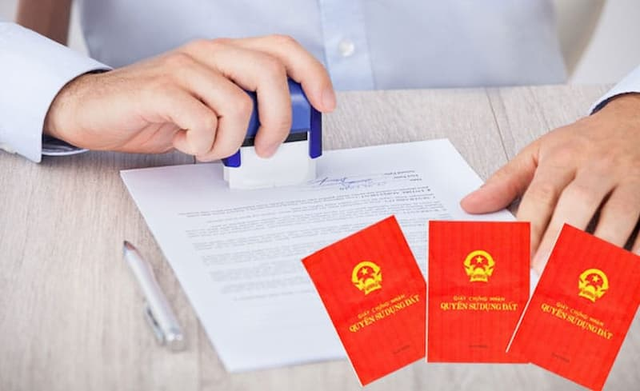 Hà Nội triển khai hỗ trợ lưu động thủ tục đất đai cho người dân- Ảnh 1.