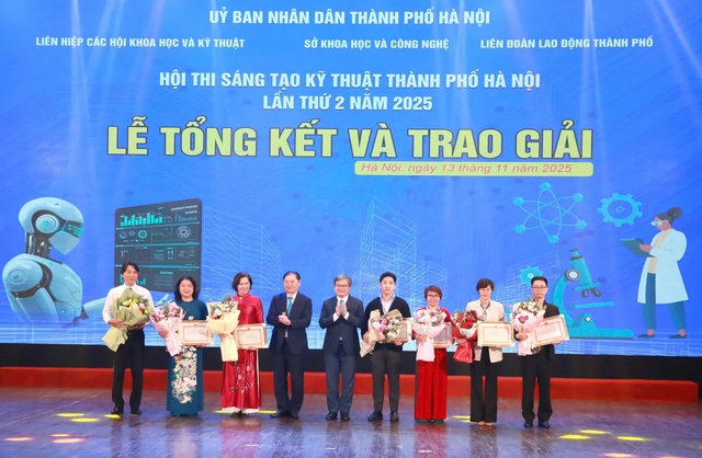 Tôn vinh sáng tạo có giá trị thực tiễn- Ảnh 5. Tôn vinh sáng tạo có giá trị thực tiễn- Ảnh 5.