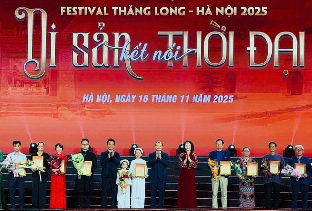 Gần 200 nghìn lượt người dự 'Festival Thăng Long - Hà Nội 2025'- Ảnh 1. Gần 200 nghìn lượt người dự 'Festival Thăng Long - Hà Nội 2025'- Ảnh 1.