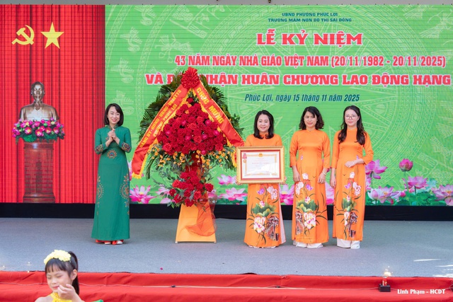 Người Hiệu trưởng giữ ngọn lửa yêu nghề để gieo mầm hạnh phúc- Ảnh 2.