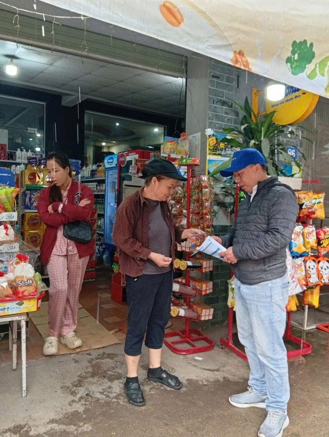 Phường Lĩnh Nam ra mắt “Tuyến phố 4.0 - Thanh toán không dùng tiền mặt”- Ảnh 2.