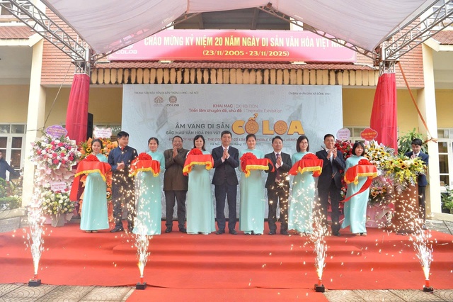 Khai mạc triển lãm ‘Âm vang di sản - Sắc màu di sản văn hóa phi vật thể Cổ Loa’- Ảnh 1.