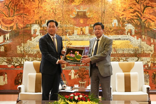 Hà Nội mong muốn Hàn Quốc hỗ trợ kinh nghiệm và tham gia các dự án đường sắt đô thị- Ảnh 2.