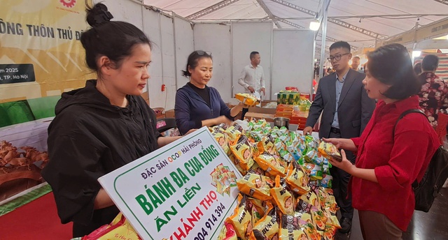 Khai mạc Hội chợ hàng công nghiệp nông thôn Thủ đô 2025- Ảnh 4.