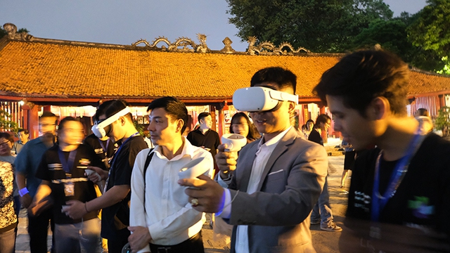 Hấp dẫn du lịch đêm Hà Nội- Ảnh 2.