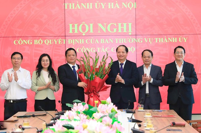 Đồng chí Vũ Minh Tuấn giữ chức Phó Trưởng ban Tuyên giáo và Dân vận Thành ủy Hà Nội- Ảnh 4.