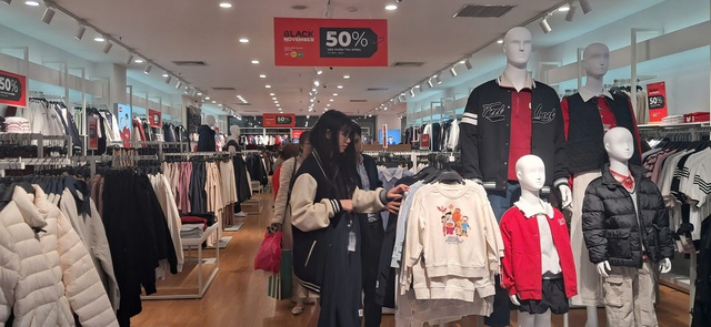 Khai mạc sự kiện 'Hà Nội đêm không ngủ-HaNoi Midnight Sale 2025' - Ảnh 4.