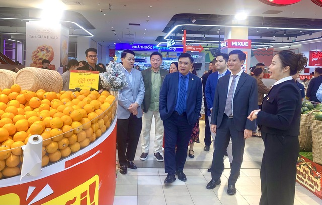 Khai mạc sự kiện 'Hà Nội đêm không ngủ-HaNoi Midnight Sale 2025' - Ảnh 3.