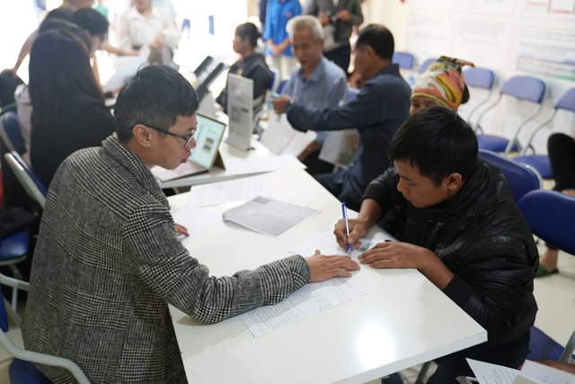 Thi đua cải cách hành chính - động lực đổi mới, nâng cao hiệu quả phục vụ- Ảnh 1.