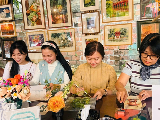 Kết hợp truyền thống và hiện đại qua hoạt động thủ công – thiết kế sáng tạo- Ảnh 1.