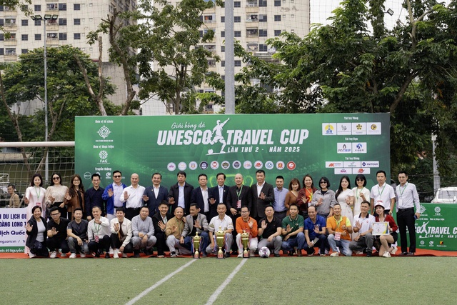 Khai mạc Giải Bóng đá UNESCO TRAVEL CUP 2025- Ảnh 1. Khai mạc Giải Bóng đá UNESCO TRAVEL CUP 2025- Ảnh 1.
