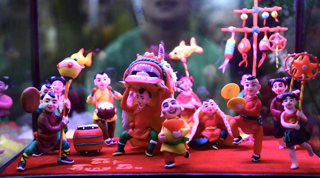 Khai mạc Triển lãm các sản phẩm thủ công mỹ nghệ mới-làng nghề Phượng Dực năm 2025- Ảnh 3. Khai mạc Triển lãm các sản phẩm thủ công mỹ nghệ mới-làng nghề Phượng Dực năm 2025- Ảnh 3.