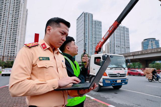 Hà Nội nâng cấp hệ thống điều khiển đèn tín hiệu giao thông- Ảnh 1. Hà Nội nâng cấp hệ thống điều khiển đèn tín hiệu giao thông- Ảnh 1.