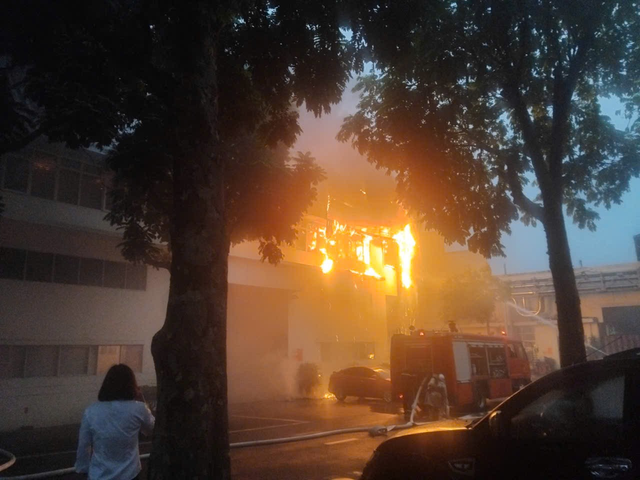 Hà Nội: Kịp thời khống chế đám cháy tại Nhà máy Bia Hà Nội- Ảnh 2.