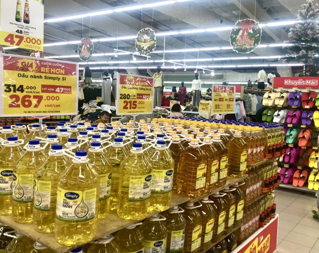 Sẵn sàng nguồn cung hàng hóa thiết yếu phục vụ Tết 2026- Ảnh 1.