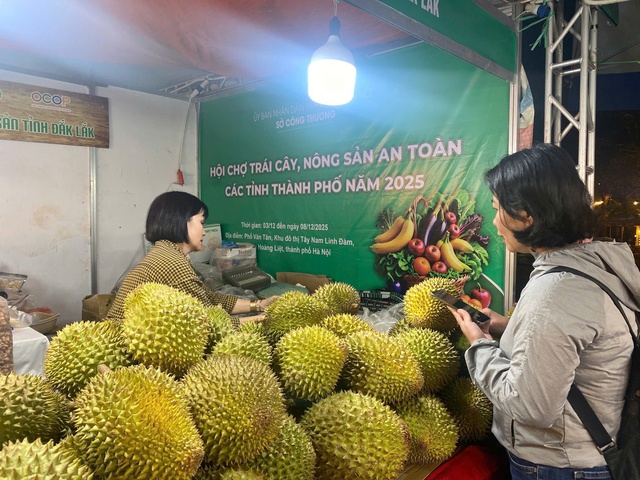 Hà Nội đẩy mạnh quảng bá hàng hóa, nông sản chất lượng, an toàn- Ảnh 1. Hà Nội đẩy mạnh quảng bá hàng hóa, nông sản chất lượng, an toàn- Ảnh 1.