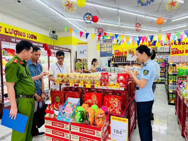 Hà Nội bảo đảm an toàn thực phẩm phục vụ lễ, Tết năm 2026- Ảnh 1. Hà Nội bảo đảm an toàn thực phẩm phục vụ lễ, Tết năm 2026- Ảnh 1.