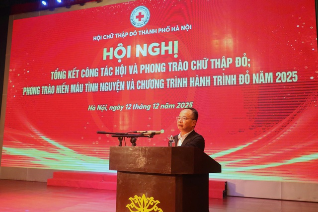 Khen thưởng các tập thể, cá nhân có thành tích trong công tác Hội và phong trào hiến máu- Ảnh 1.