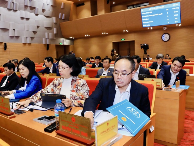 Hà Nội được giữ lại 30% khoản thu cấp quyền khai thác khoáng sản, tài nguyên nước- Ảnh 1. Hà Nội được giữ lại 30% khoản thu cấp quyền khai thác khoáng sản, tài nguyên nước- Ảnh 1.