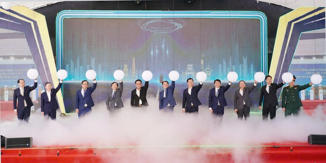 Khởi công tuyến đường sắt đô thị số 5, Văn Cao-Hòa Lạc- Ảnh 1.