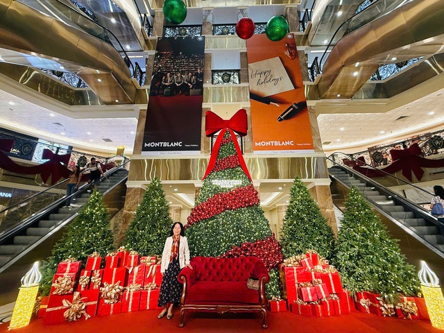 Rộn ràng không khí đón Giáng sinh tại Hà Nội- Ảnh 14.