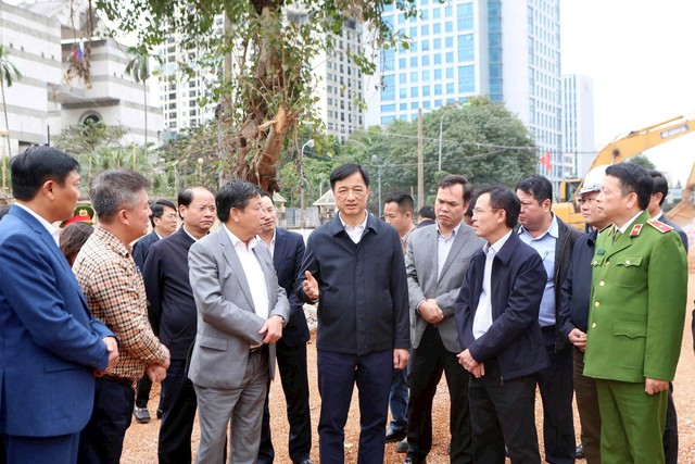 Bí thư Thành ủy Hà Nội yêu cầu bảo đảm tiến độ thi công các dự án theo đúng kế hoạch- Ảnh 1.