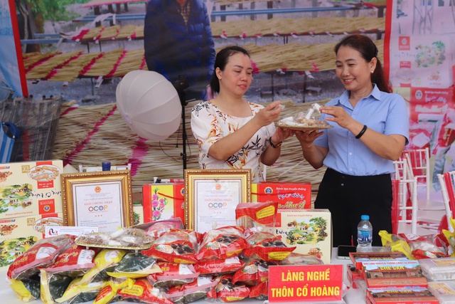 'Điểm chạm' sáng tạo: Khi sản phẩm OCOP mở lối cho du lịch làng nghề- Ảnh 2.