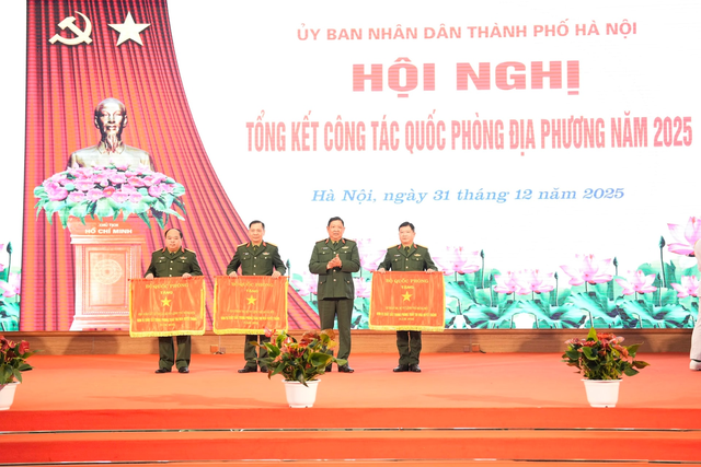 Hà Nội tập trung xây dựng khu vực phòng thủ vững chắc- Ảnh 2.