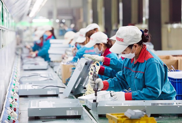 Công nghiệp Thủ đô bứt phá, nhóm ngành chủ lực dẫn dắt tăng trưởng- Ảnh 2.