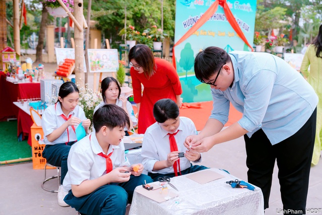 Hà Nội yêu cầu trường học hạn chế hoạt động ngoài trời khi ô nhiễm tăng cao- Ảnh 1.