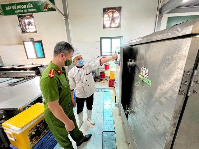 Chủ động nhận diện rủi ro và bảo vệ an toàn thực phẩm nông lâm thủy sản- Ảnh 1.